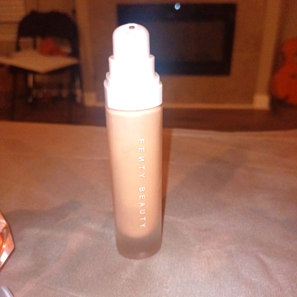 Fenty Beauty PRO Filter Matte finish shade 210